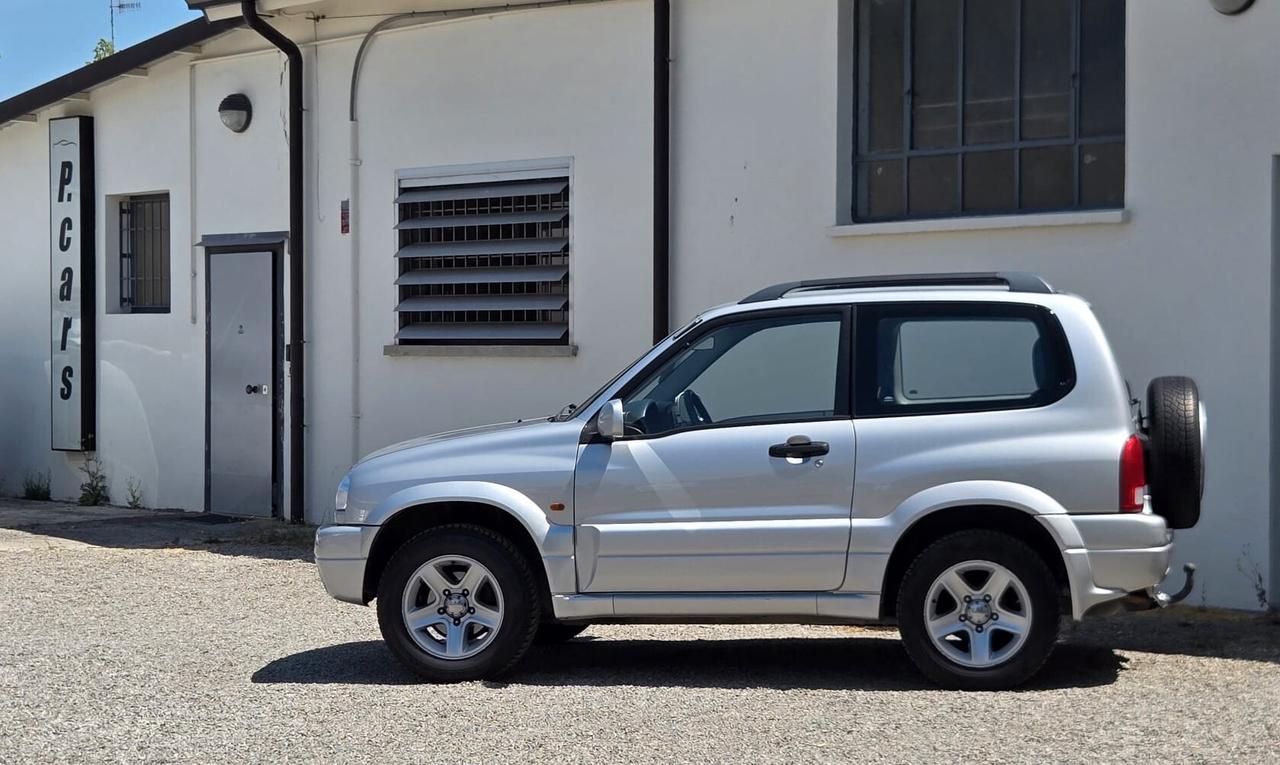 Suzuki Grand Vitara 1.6i 16V cat 3 porte