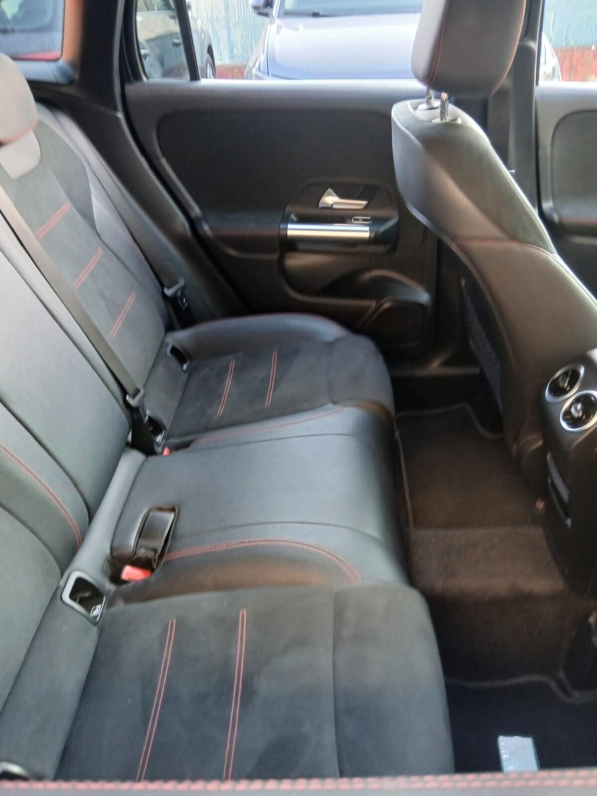 Mercedes-benz GLA 200 GLA 200 d Automatic Sport Plus POSSIBILITA' DI GARANZIA EUROPEA FINO A 60 MESI!!!