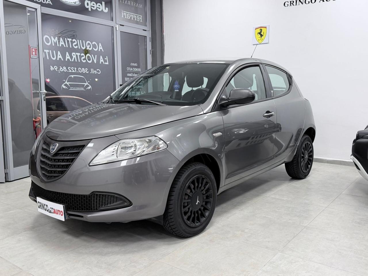 Lancia Ypsilon 0.9 TwinAir 85 CV 5 porte Metano Ecochic Elefantino