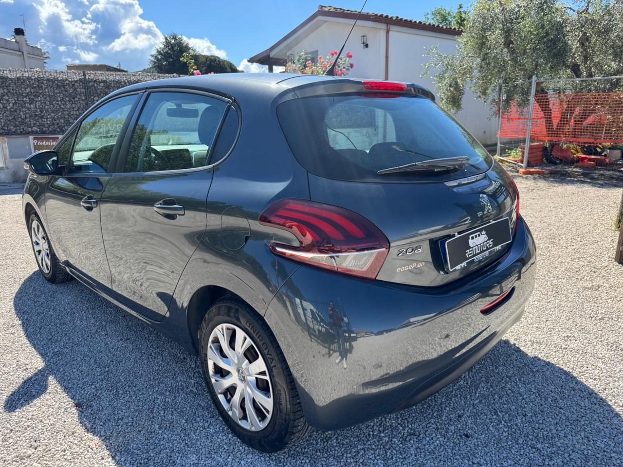 Peugeot 208 BlueHDi 75 5 porte Allure