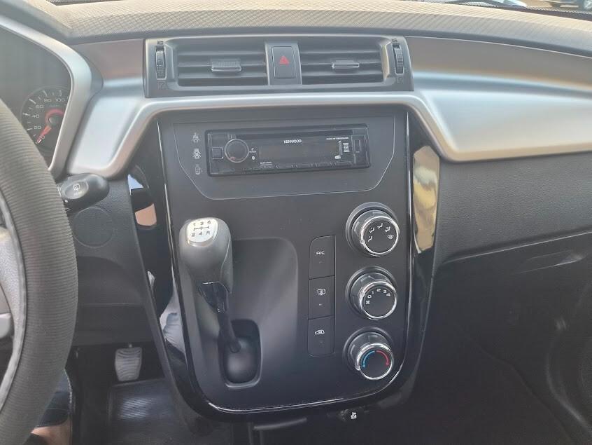 Mahindra KUV100 1.2 VVT K6+