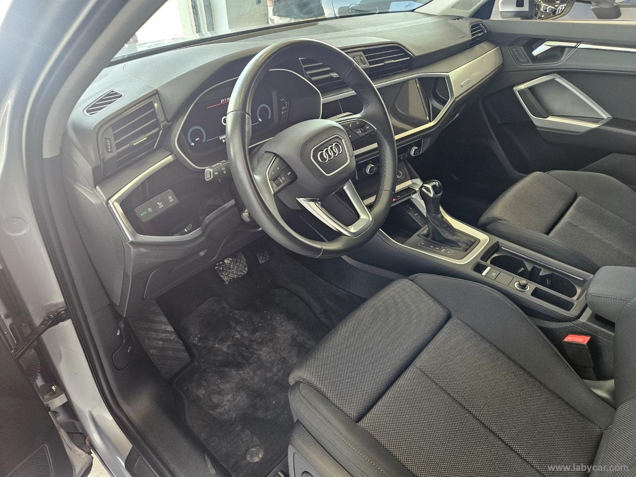 AUDI Q3 SPB 35 TDI S tronic BUSINESS