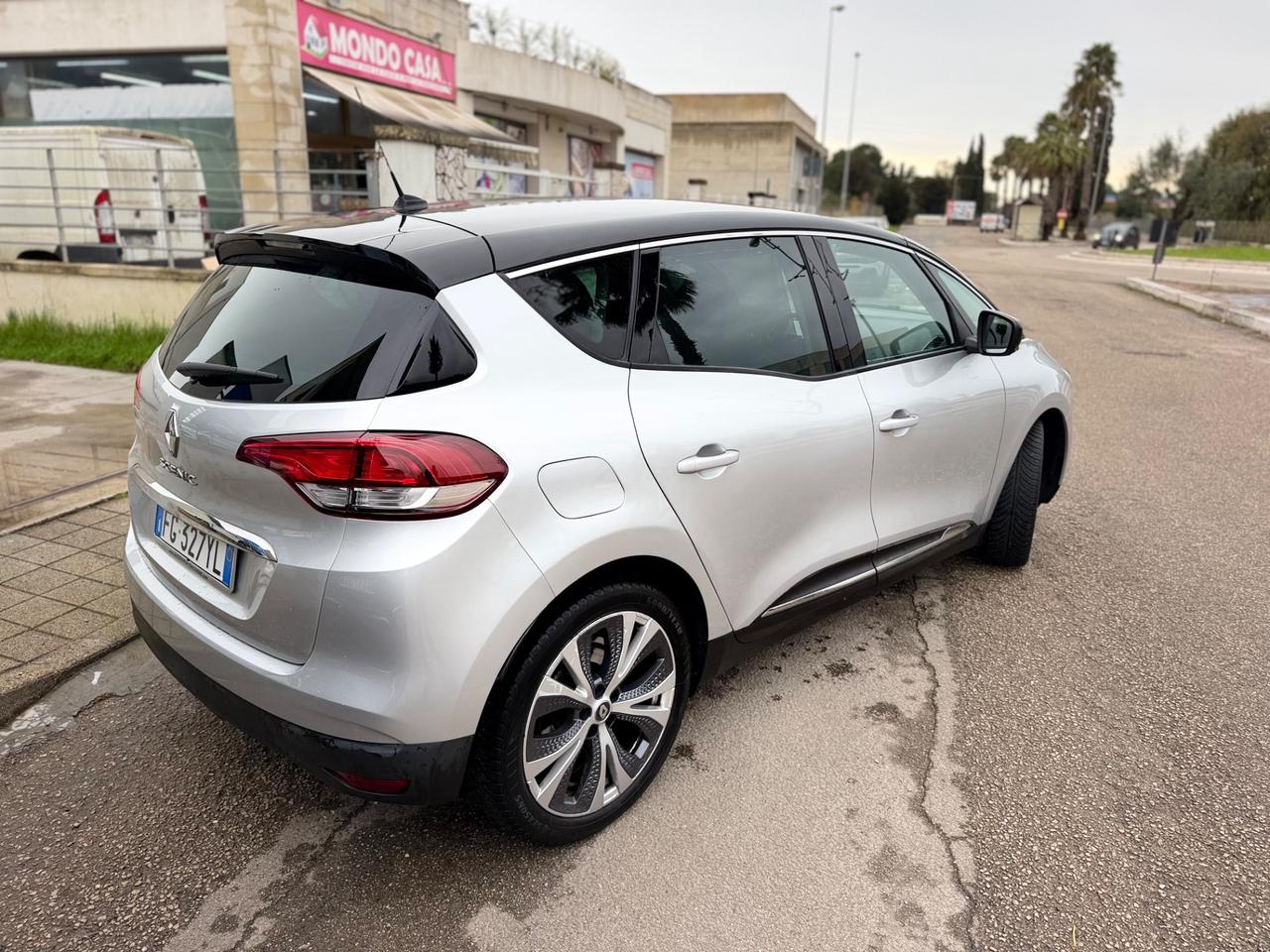 Renault Scenic Scénic dCi 8V 110 CV EDC Energy Bose iva esposta