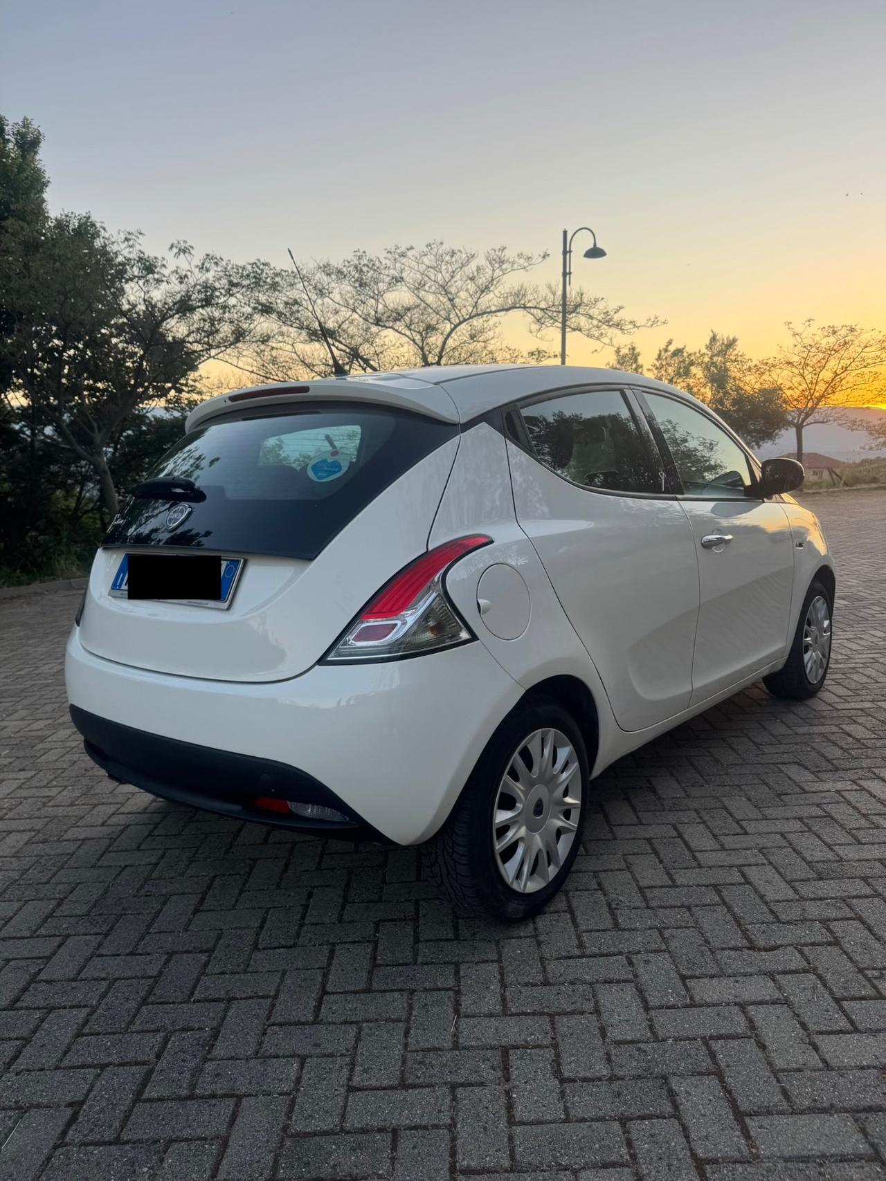 Lancia Ypsilon 1.3 Multijet 95Cv 2014