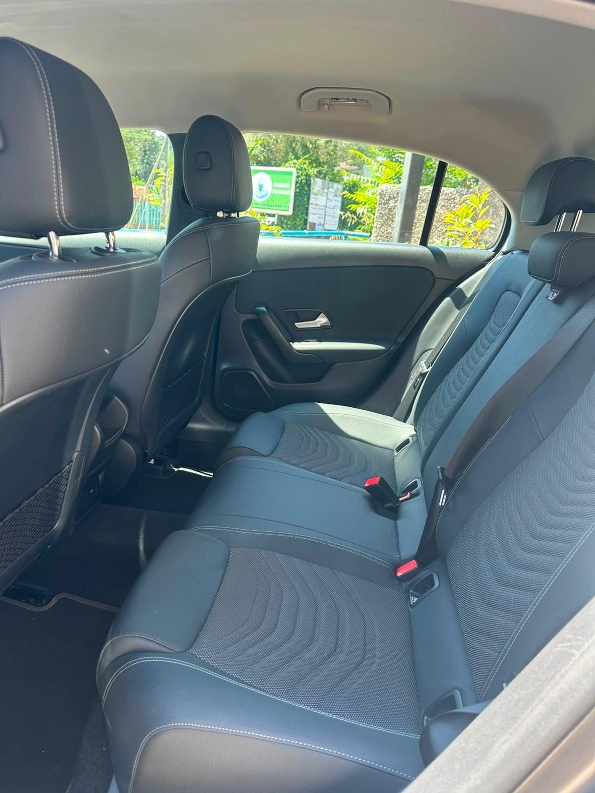 Mercedes-benz A 180 d Automatic Advanced
