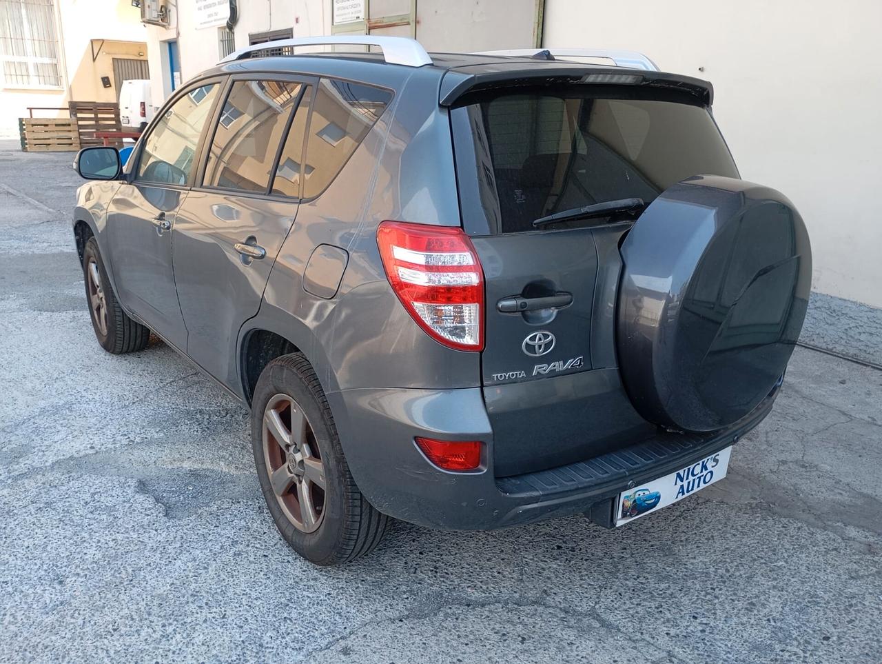 Toyota RAV 4 - 2012