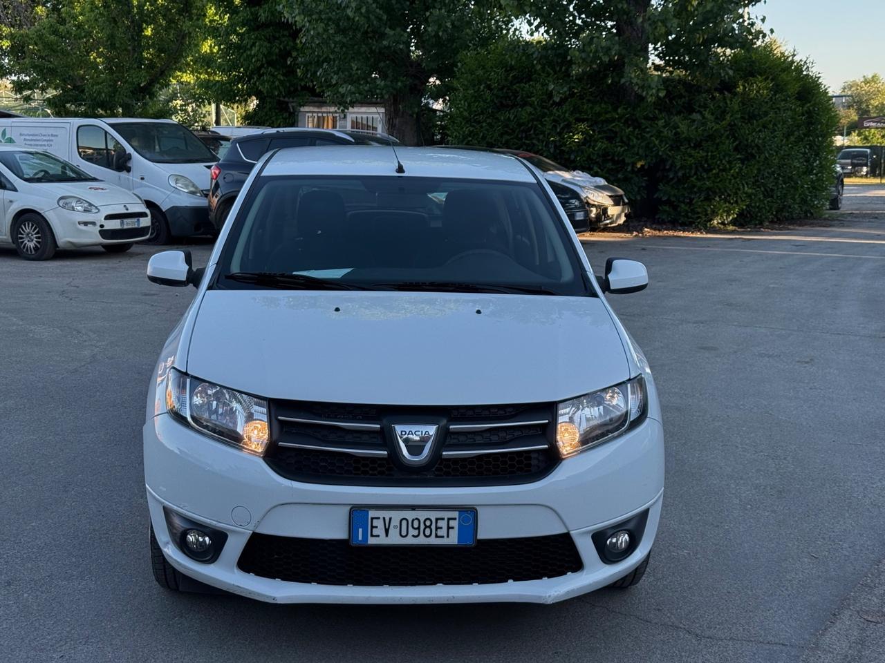 Dacia Sandero 1.2 75CV Lauréate