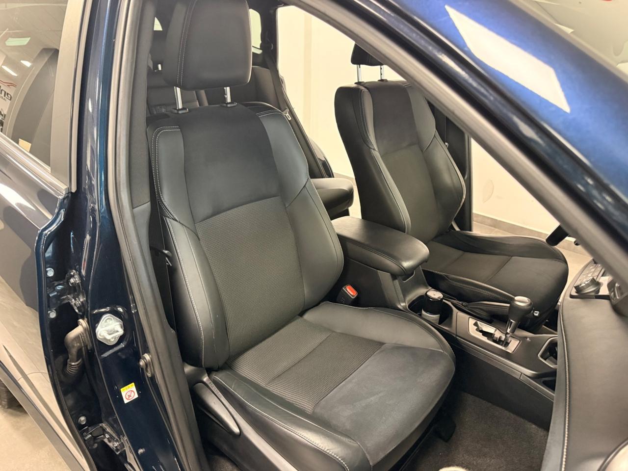 Toyota RAV 4 RAV4 2.5 Hybrid 2WD Lounge