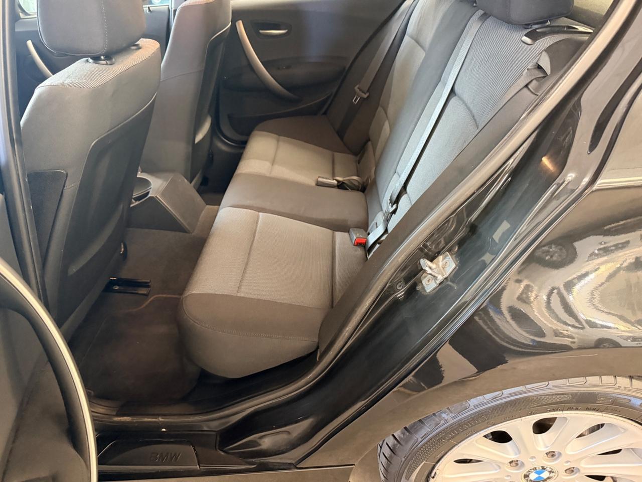 Bmw 120 120d cat 5 porte Eletta