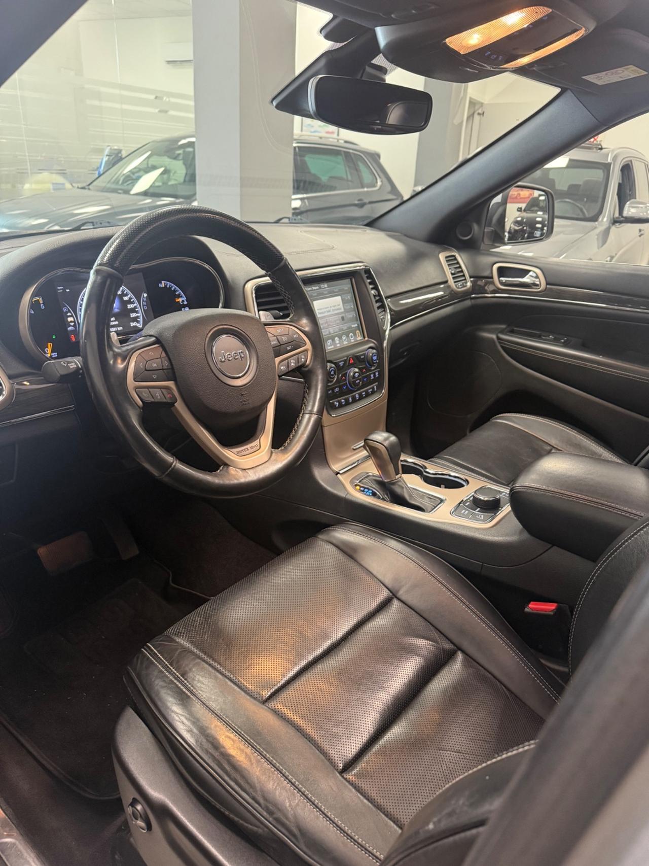 Jeep Grand Cherokee 3.0 V6 CRD 250 CV Multijet II Overland