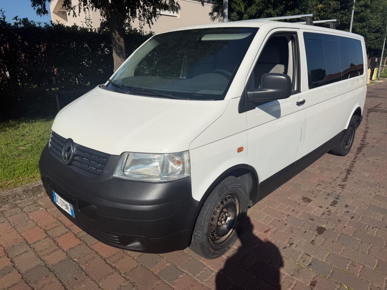 Volkswagen Transporter 2.5 TDI anno 2006 9 posti