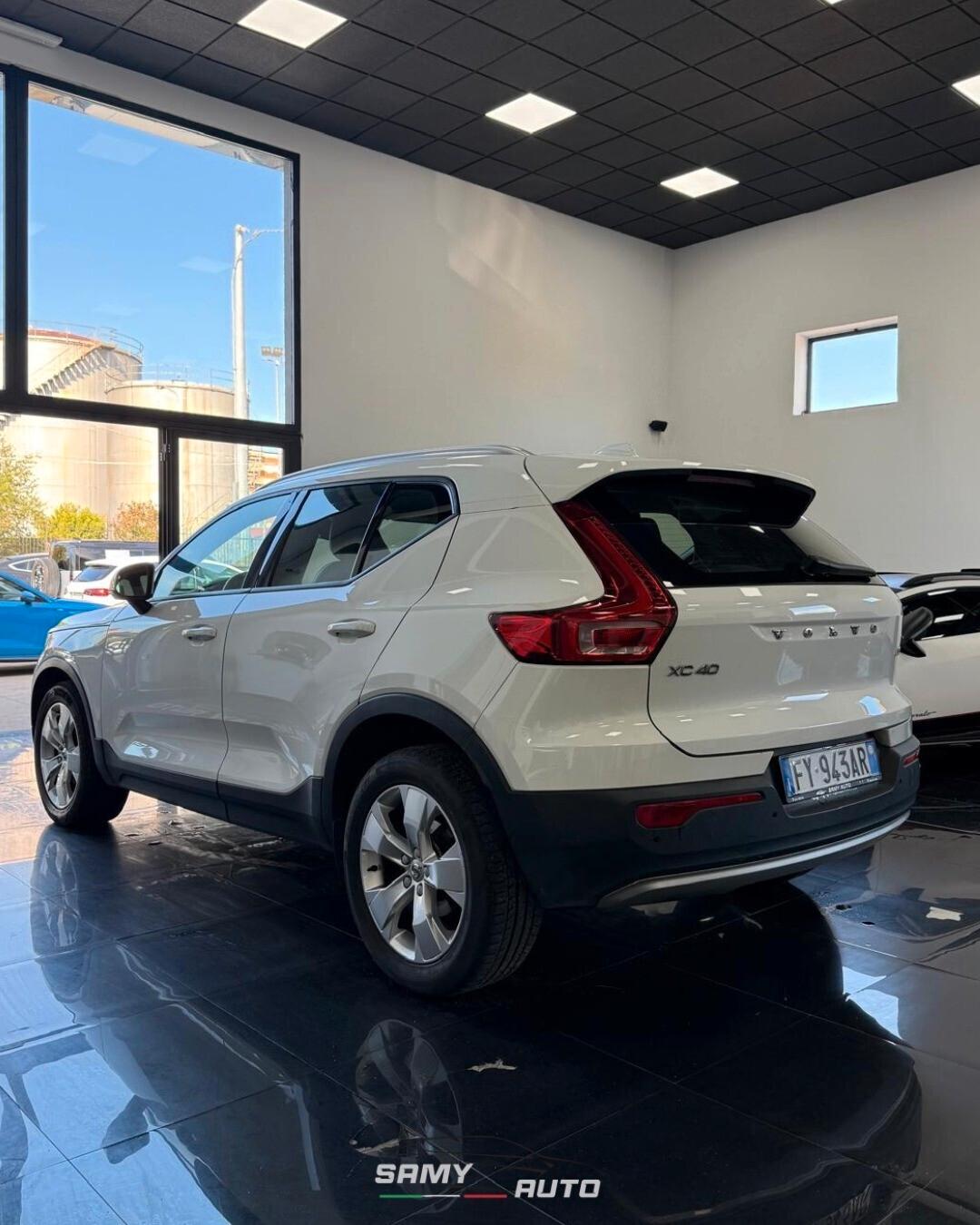 Volvo XC40 AWD