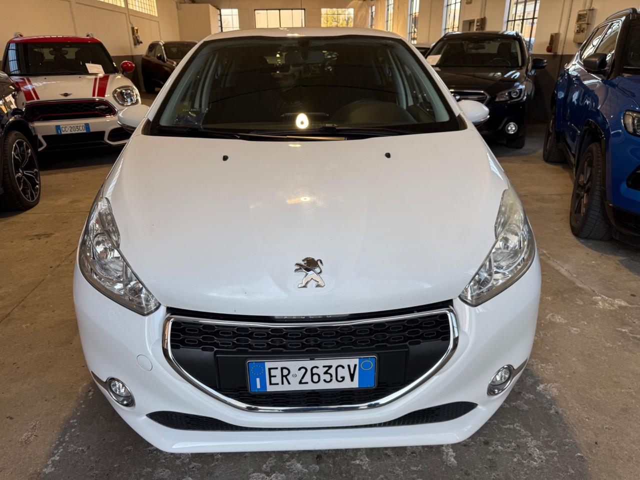 Peugeot 208 1.4 HDi 68 CV 5 porte Active UNICOPROP CINGHIA FATTA