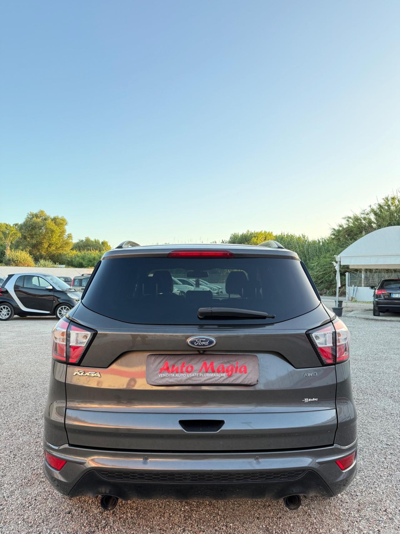 Ford Kuga 2.0 TDCI 150 CV S&S 4WD Powershift ST-Line