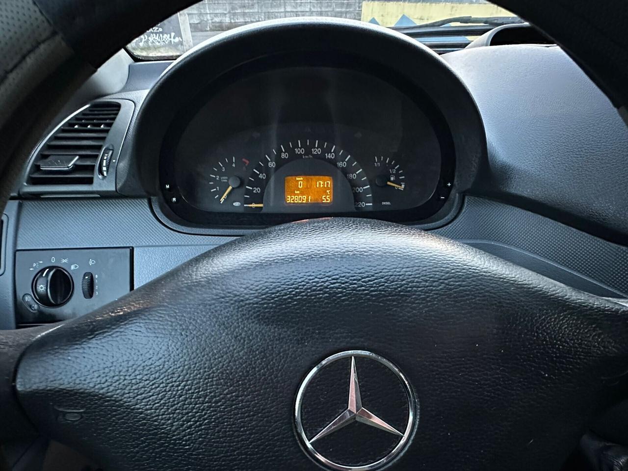 Mercedes Benz