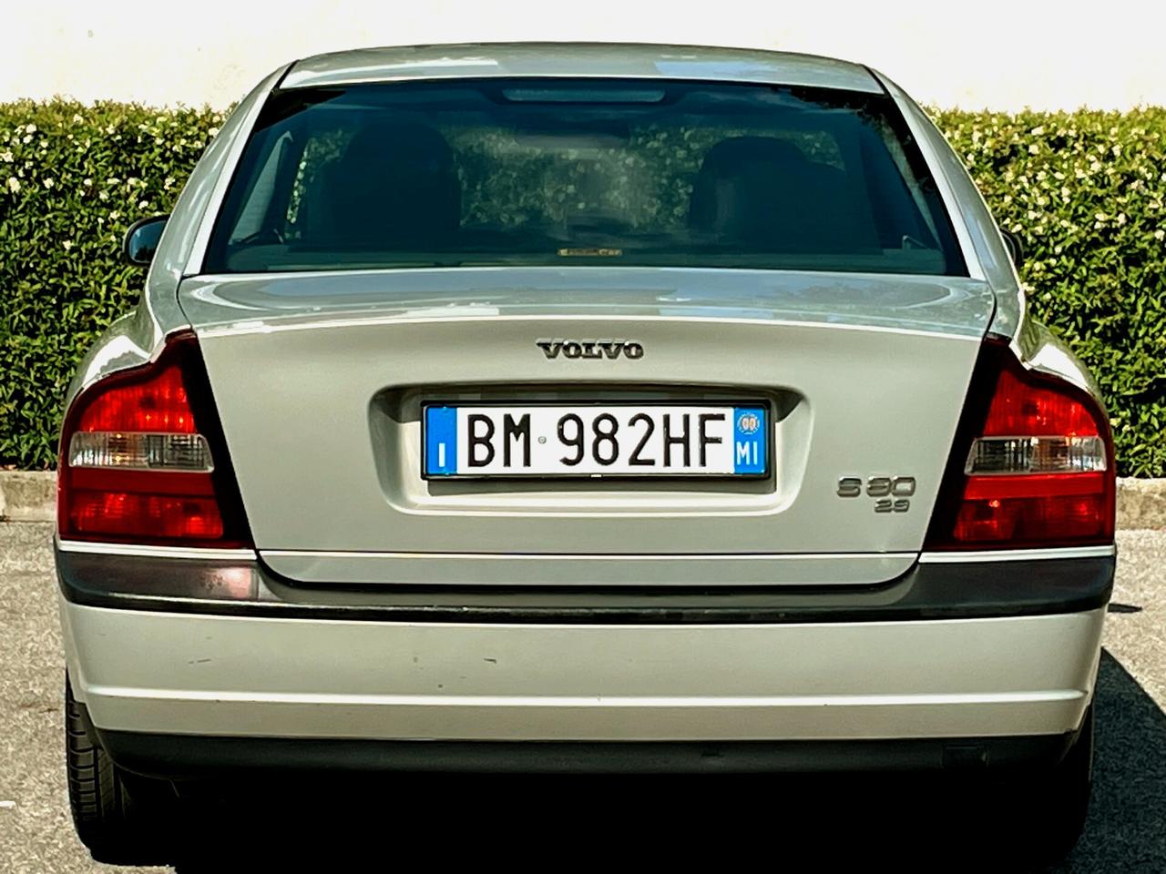 VOLVO S80 2.9 aut (benzina)-192000 km REALI-2000