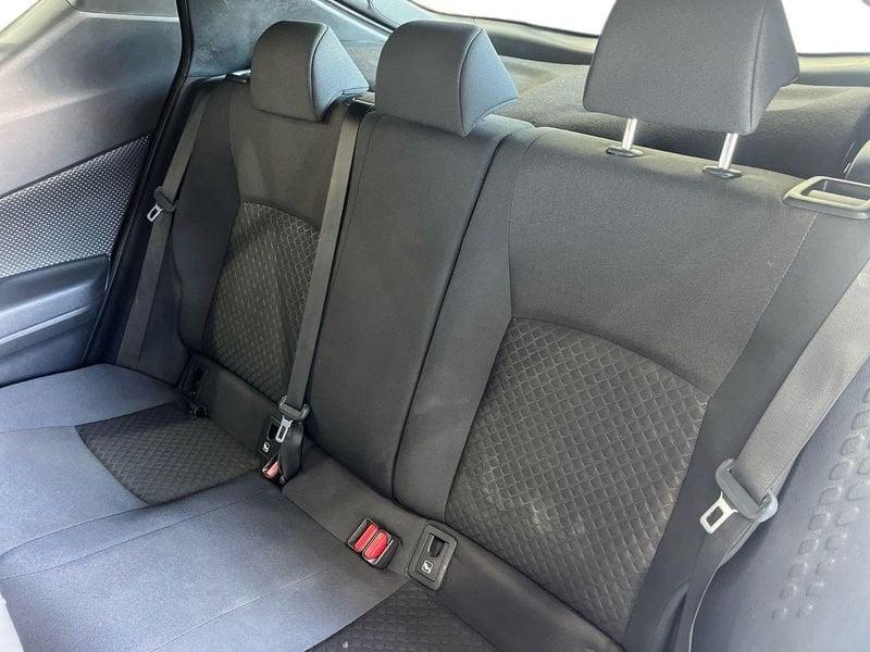 Toyota C-HR C-HR 1.8h Active e-cvt