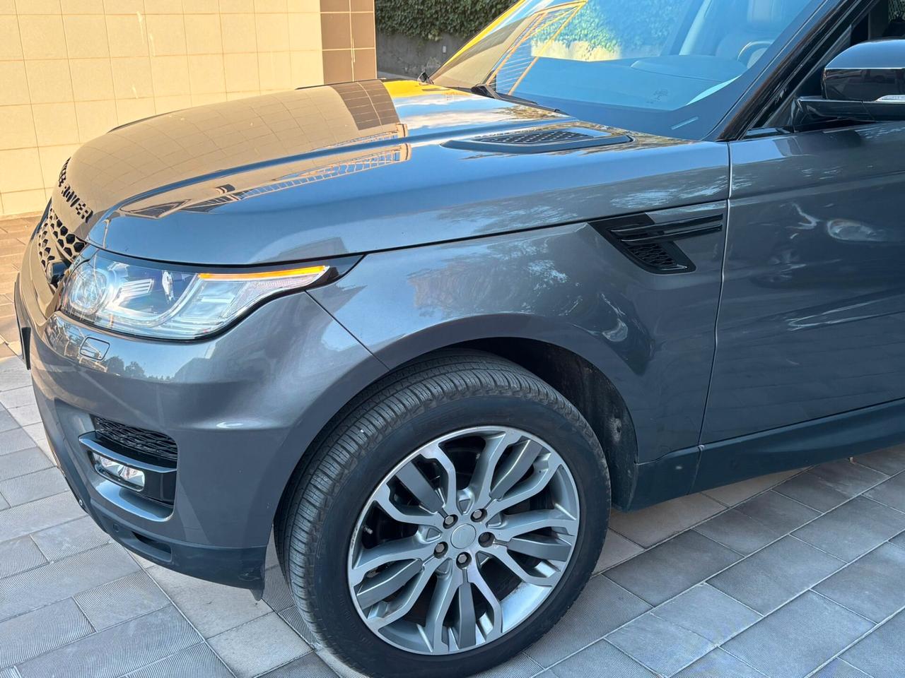 Land Rover Range Sport 3.0 TDV6 HSE Dynamic