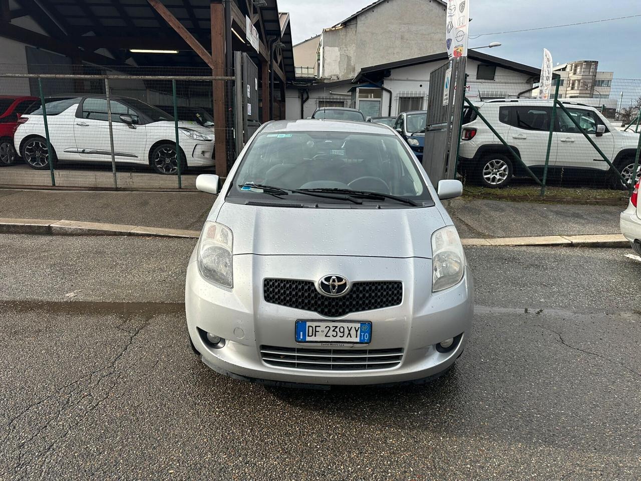 Toyota Yaris 1.3 5 porte Navi