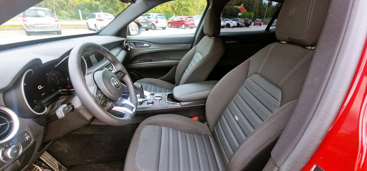 Alfa Romeo Stelvio 2.2 Turbodiesel 160 CV AT8 RWD Super