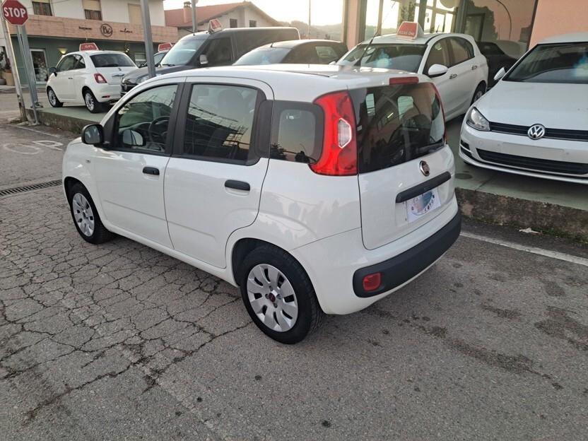 Fiat Panda 1.2 Lounge 5 POSTI - 2015