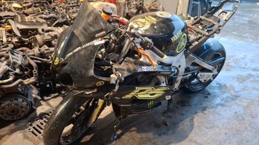 Yamaha YZF R6 PER RICAMBI