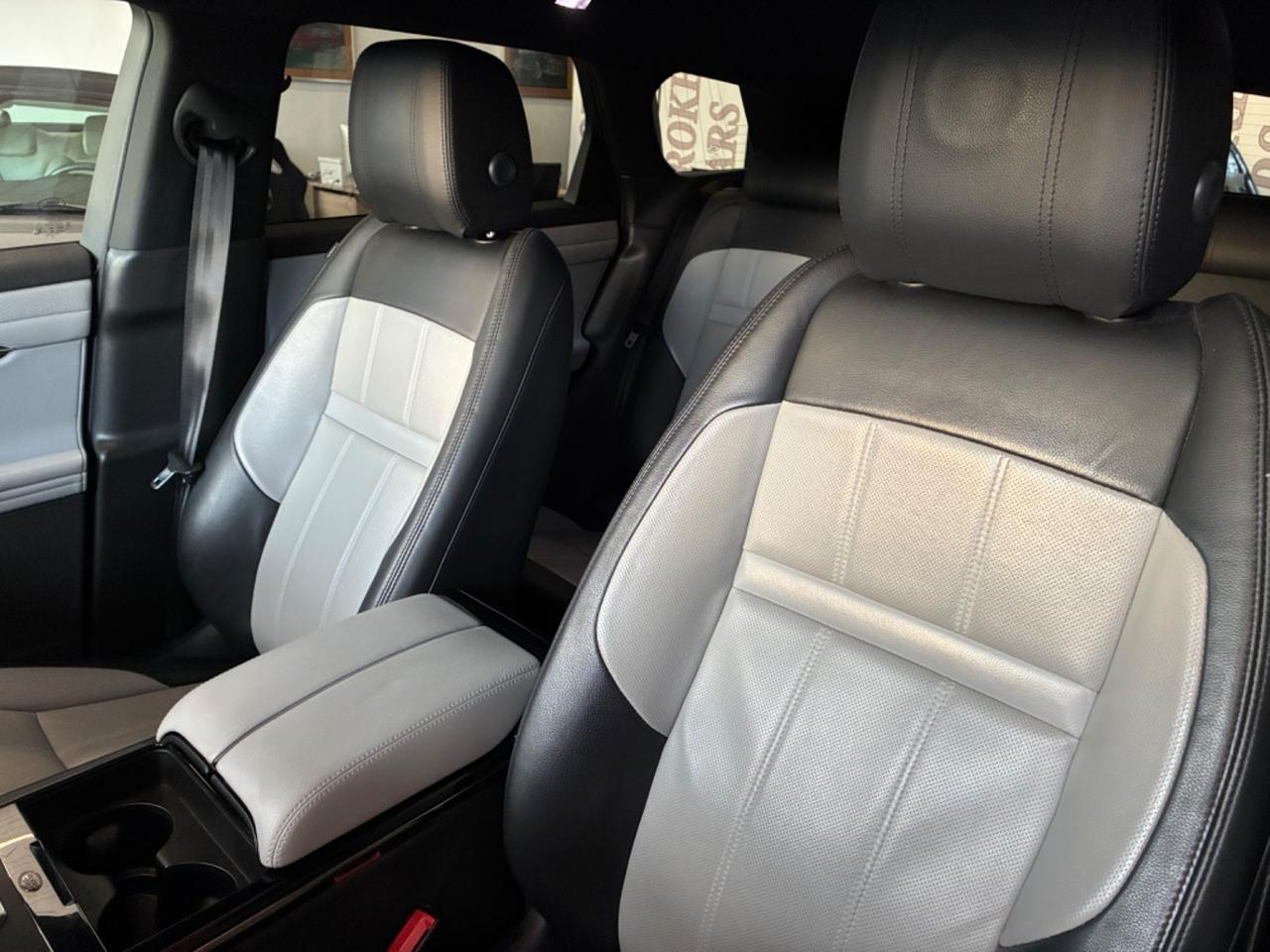 Land Rover Range Evoque 2.0D I4 163 CV AWD R-Dynamic