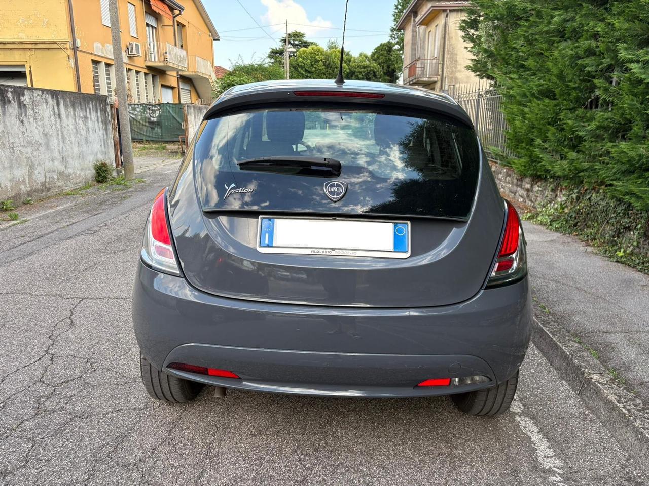 LANCIA Ypsilon 1.2 69 CV 5 porte Gold