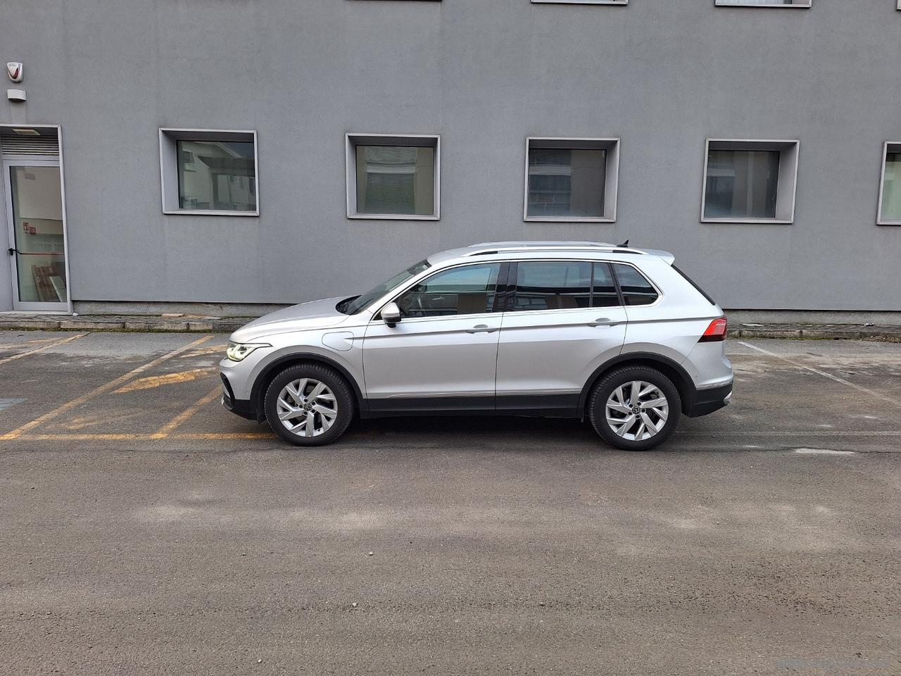 VOLKSWAGEN Tiguan 1.4 TSI eHYBRID DSG Elegance