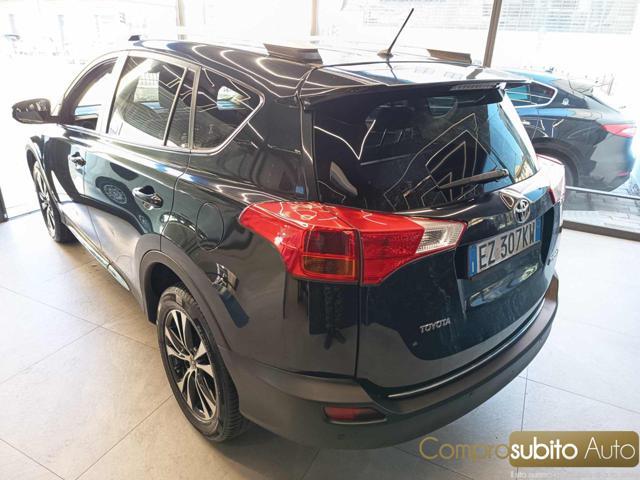 TOYOTA RAV 4 MY23 RAV4 2.0 D-4D 4WD Lounge