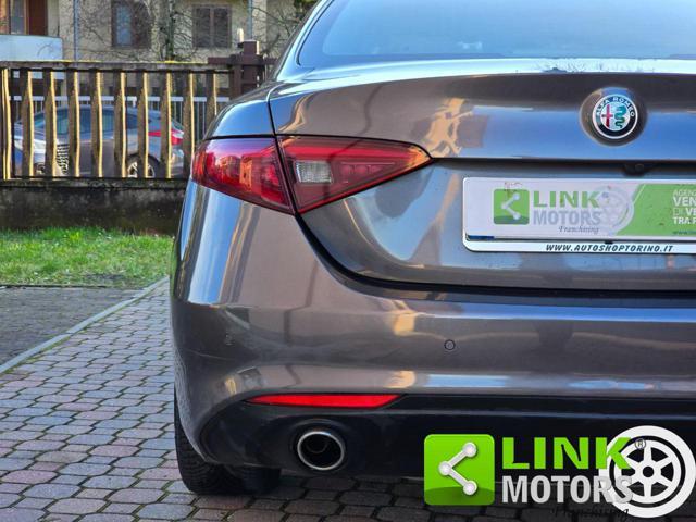 ALFA ROMEO Giulia 2.2 Turbodiesel 180 CV AT8 Business Sport