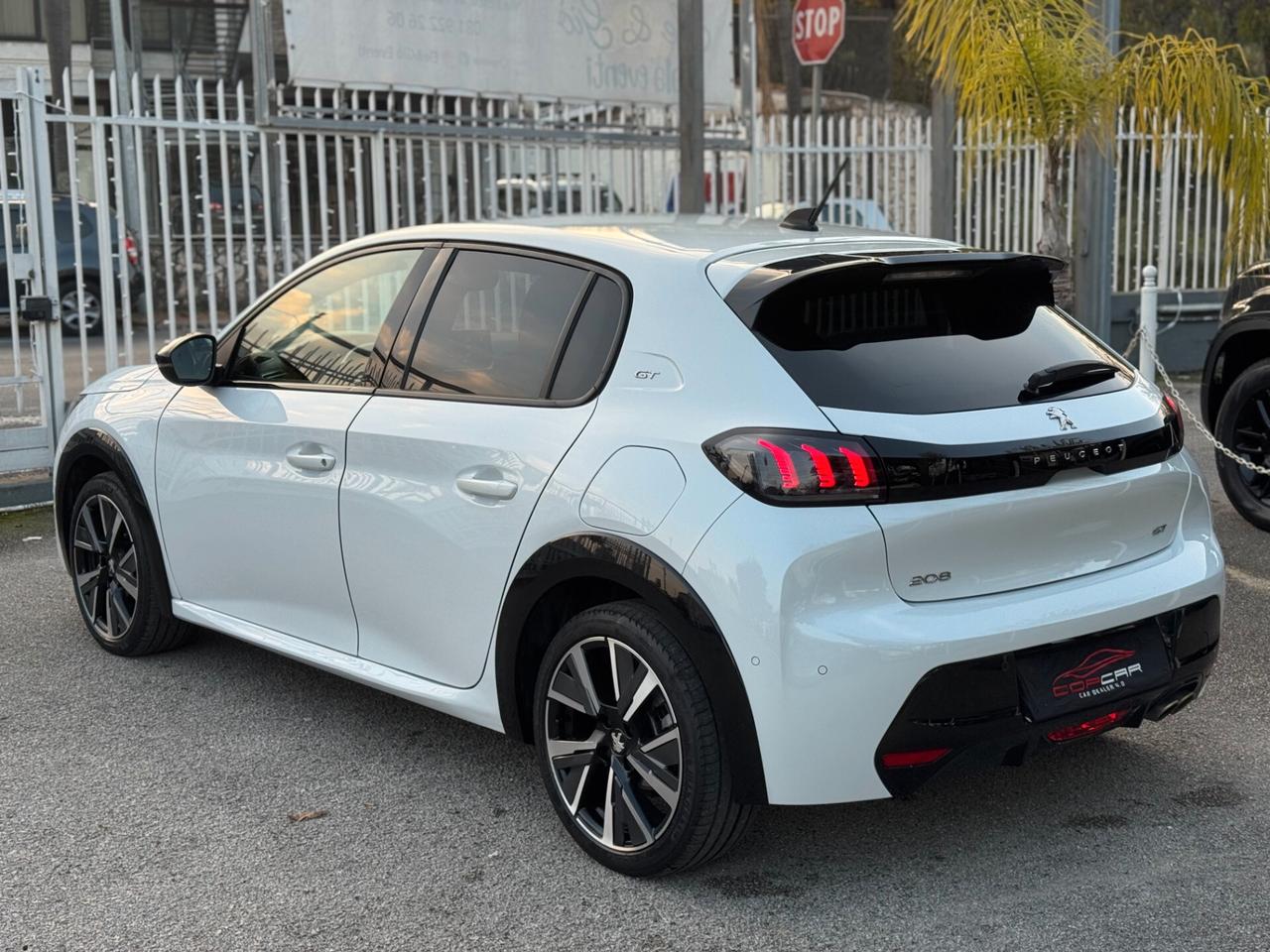 Peugeot 208 1.2 130CV Stop&Start EAT8 GT