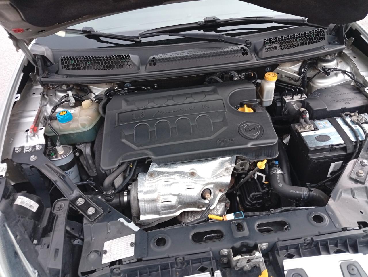 Lancia Delta 1.6 MJT DPF Platino