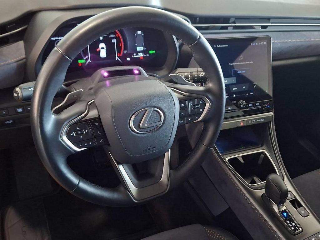 Lexus LBX 1.5 Hybrid Emotion 2WD