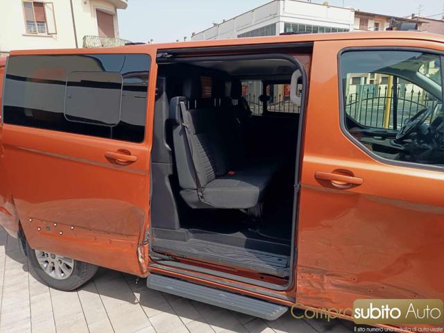 FORD Transit Custom 320 2.0 EcoBlue 6 POSTI 130 PC Combi + IVA 22%