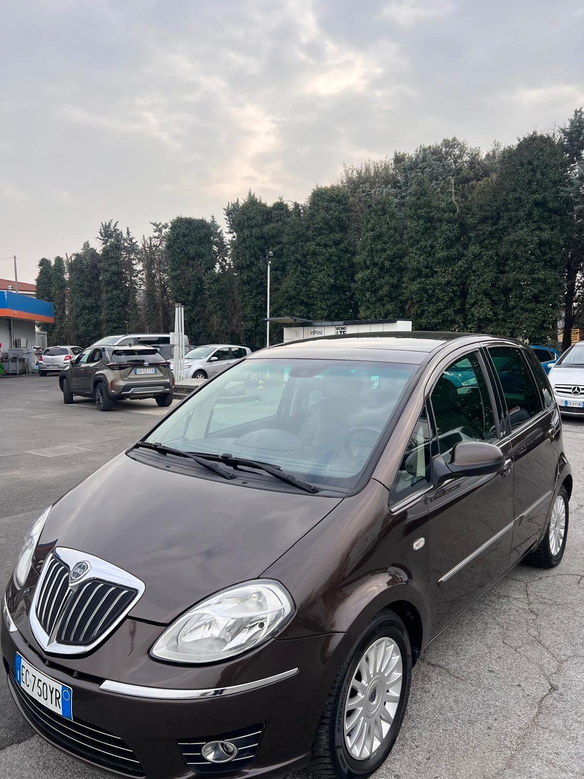 Lancia MUSA 1.4 16V EURO 5 Poltrona Frau