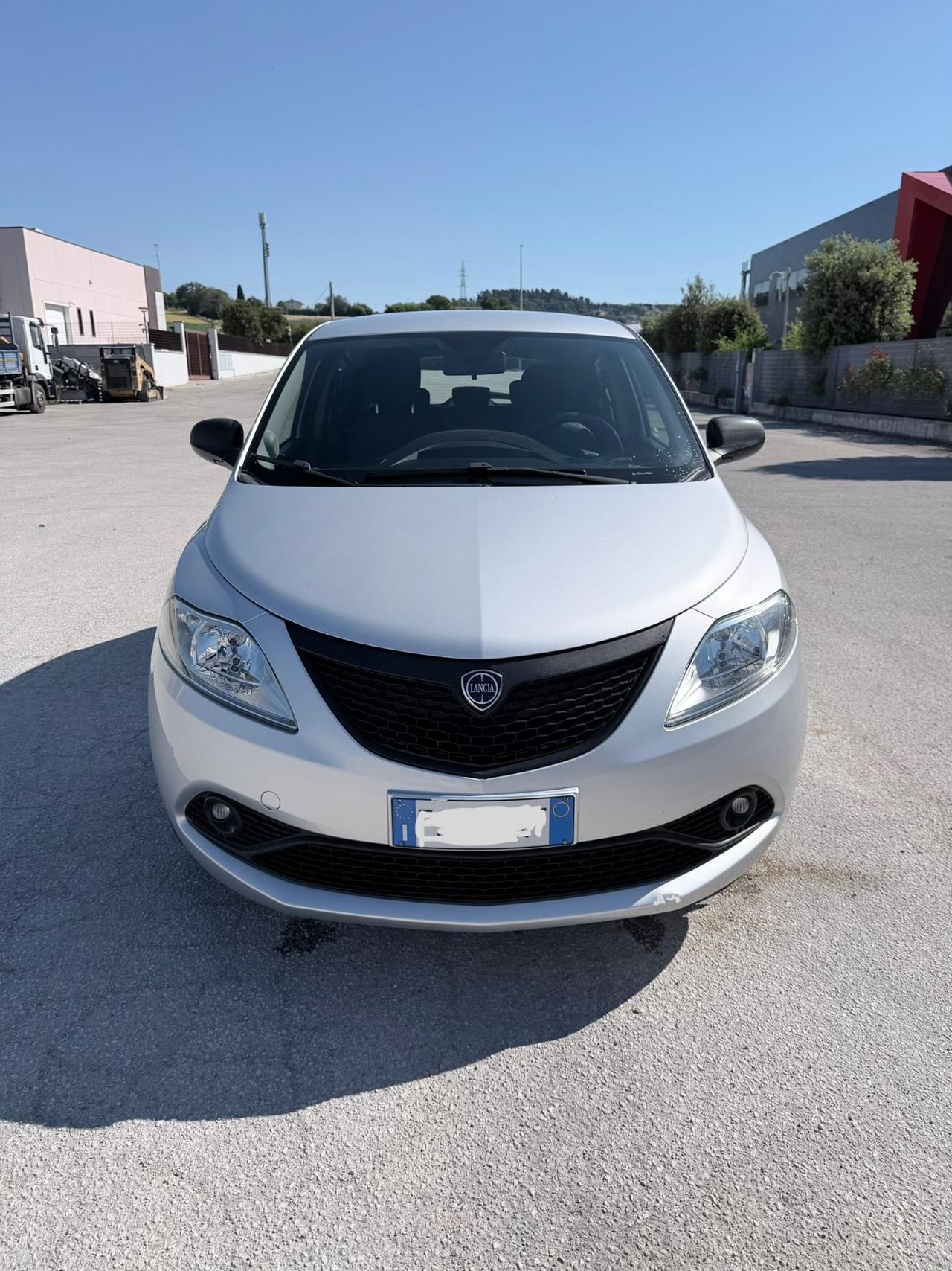 Ypsilon 1.2 GPL Elefantino Uniproprietà Neopatentati