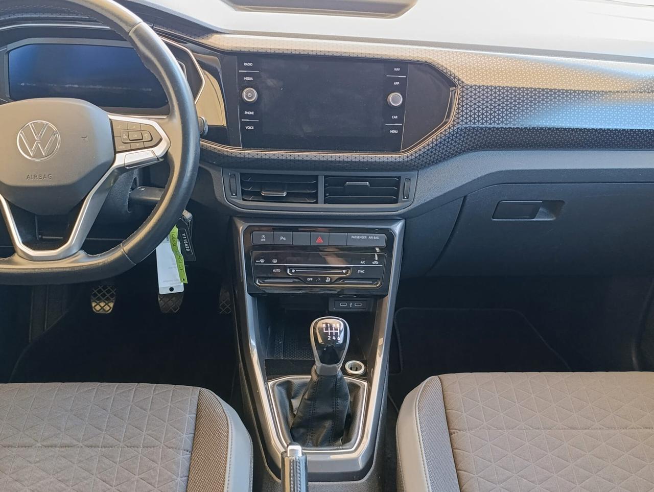Volkswagen T-Cross 1.0 TSI 110 CV 2023