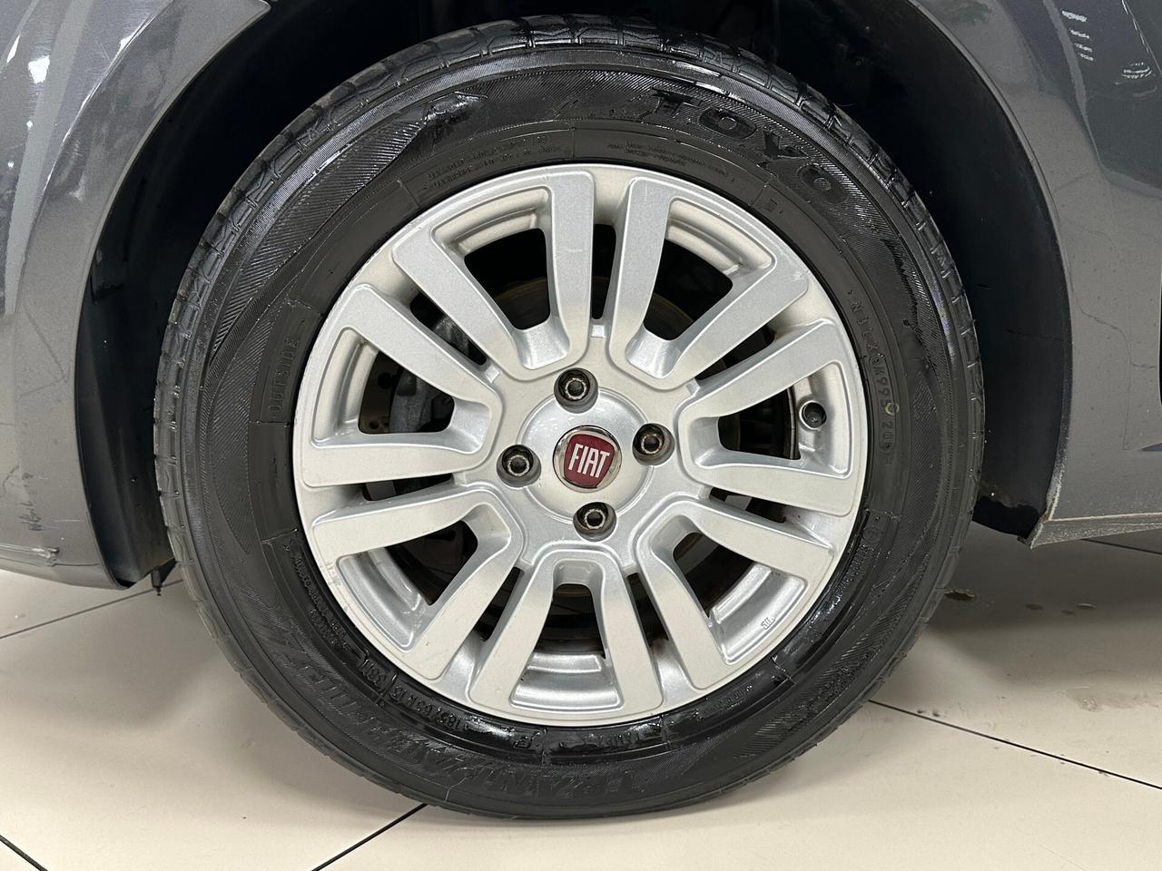 Fiat Punto 1.3 MJT II 75 CV 5 porte Lounge - 2015