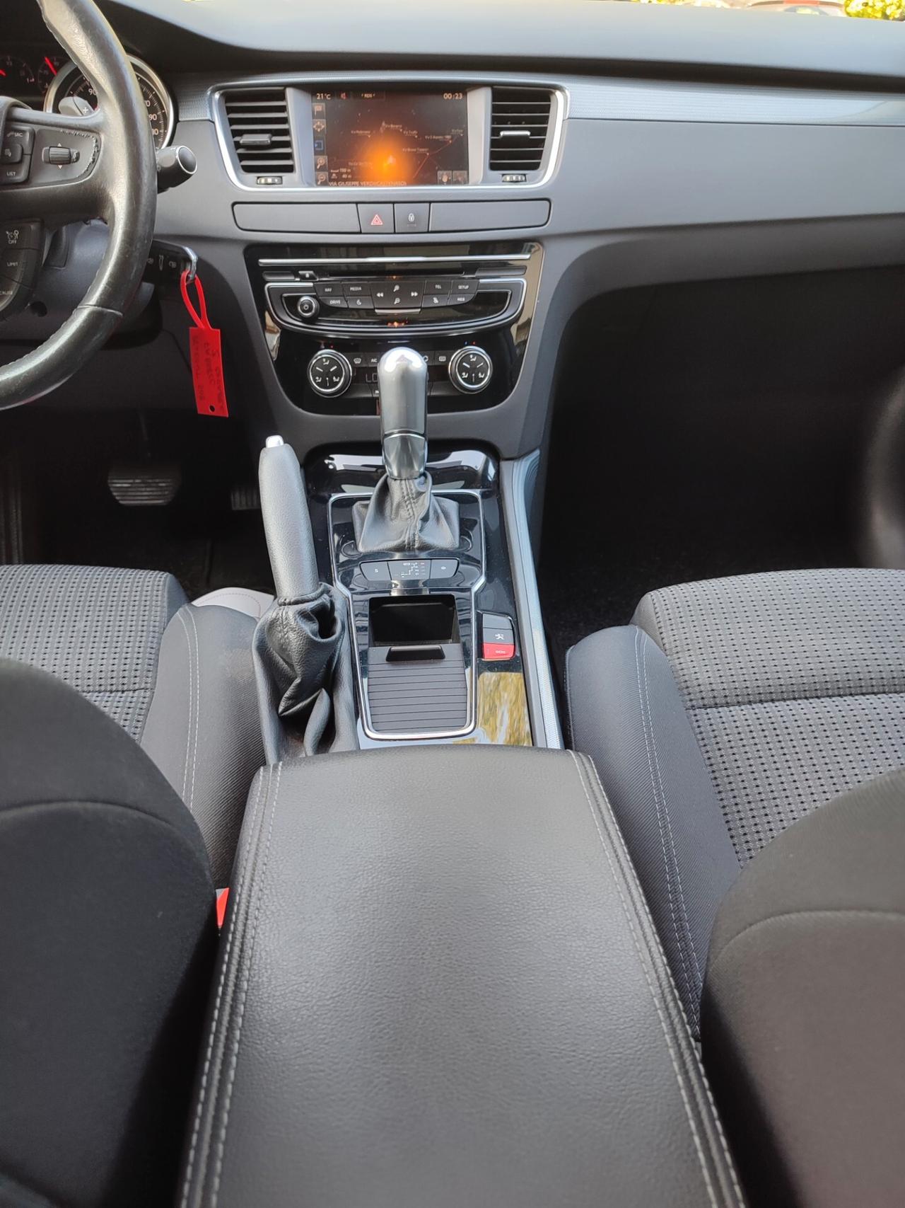 PEUGEOT 508 DEL 2015 2.0DIESEL AUTOMATICA TETTO PANORAMICO