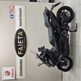 Yamaha T-Max 560 Tech Max - 2025