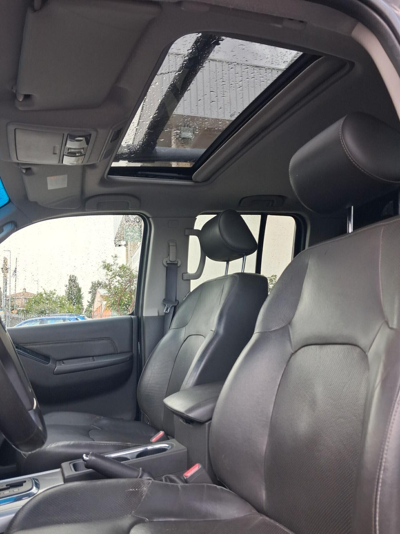 NISSAN Navara 3.000 dCi V6 231cv Km176.000