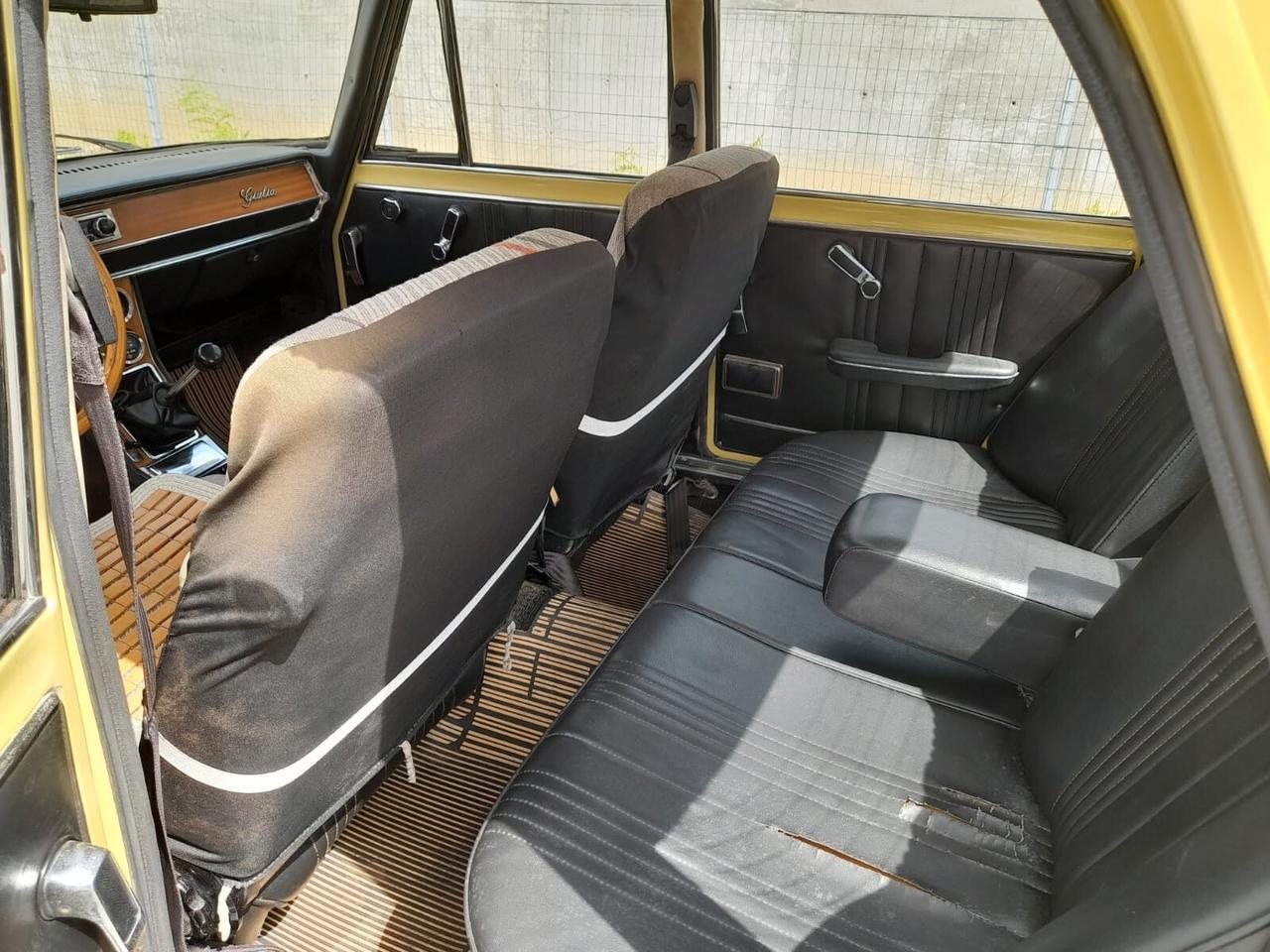 Alfa Romeo Giulia Nuova Super 1300