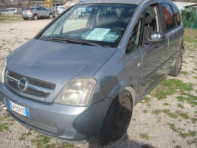 MERIVA 1.4 BENZINA 90 CV NEOPATENTATI