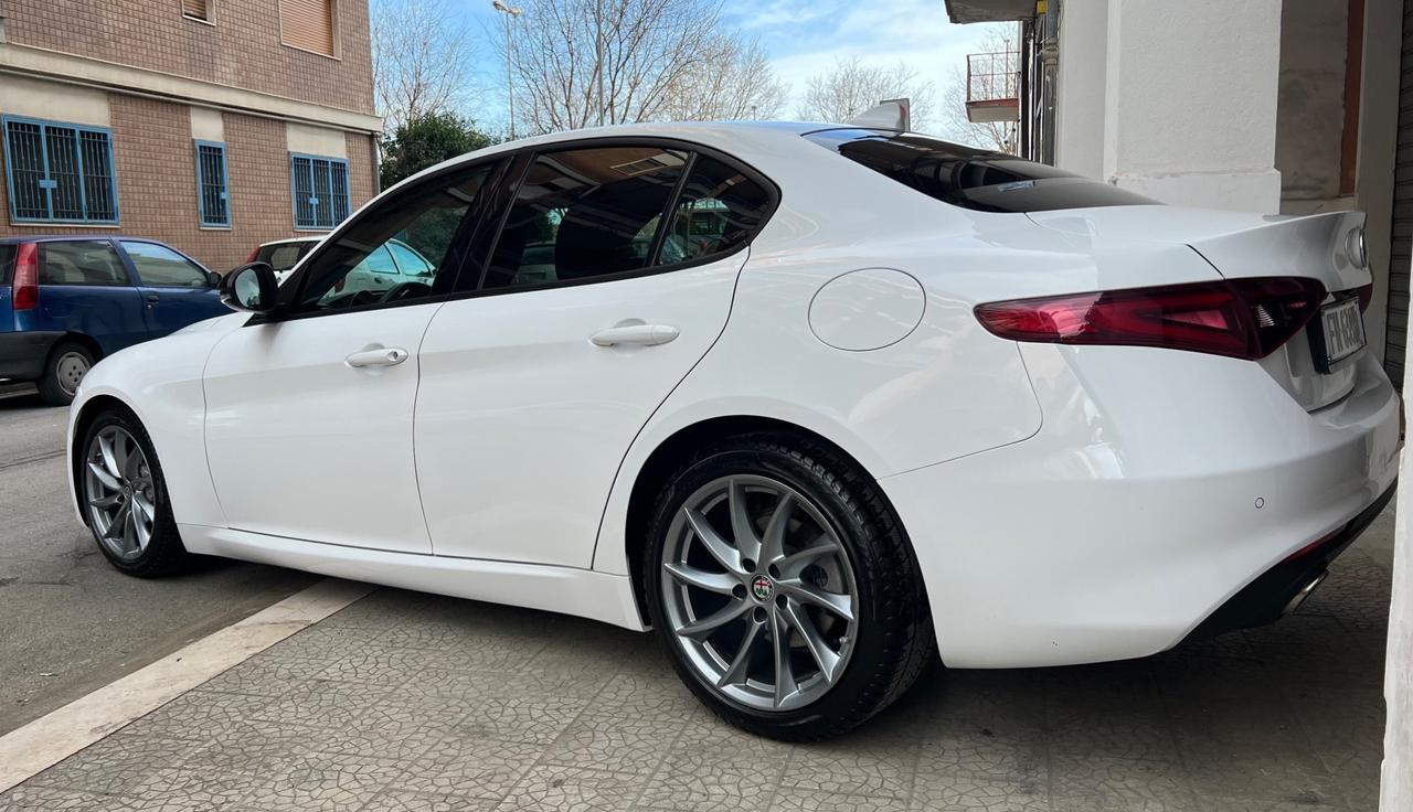 ALFA ROMEO GIULIA 2.2 150 CAVALLI VELOCE