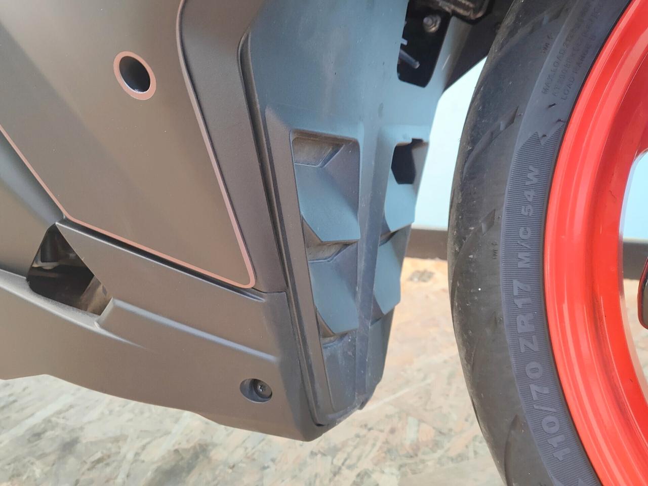 Aprilia RS 457 soli 2409 km.