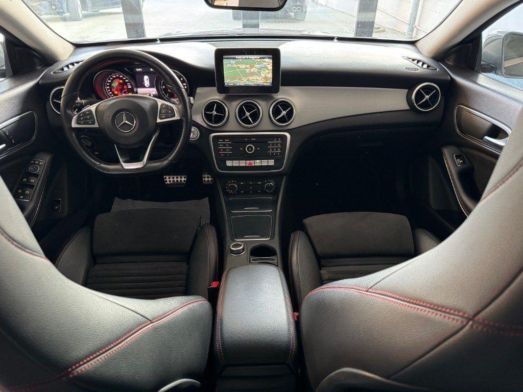 Mercedes-Benz CLA 180 d Premium AMG Edition Tetto Full Opt