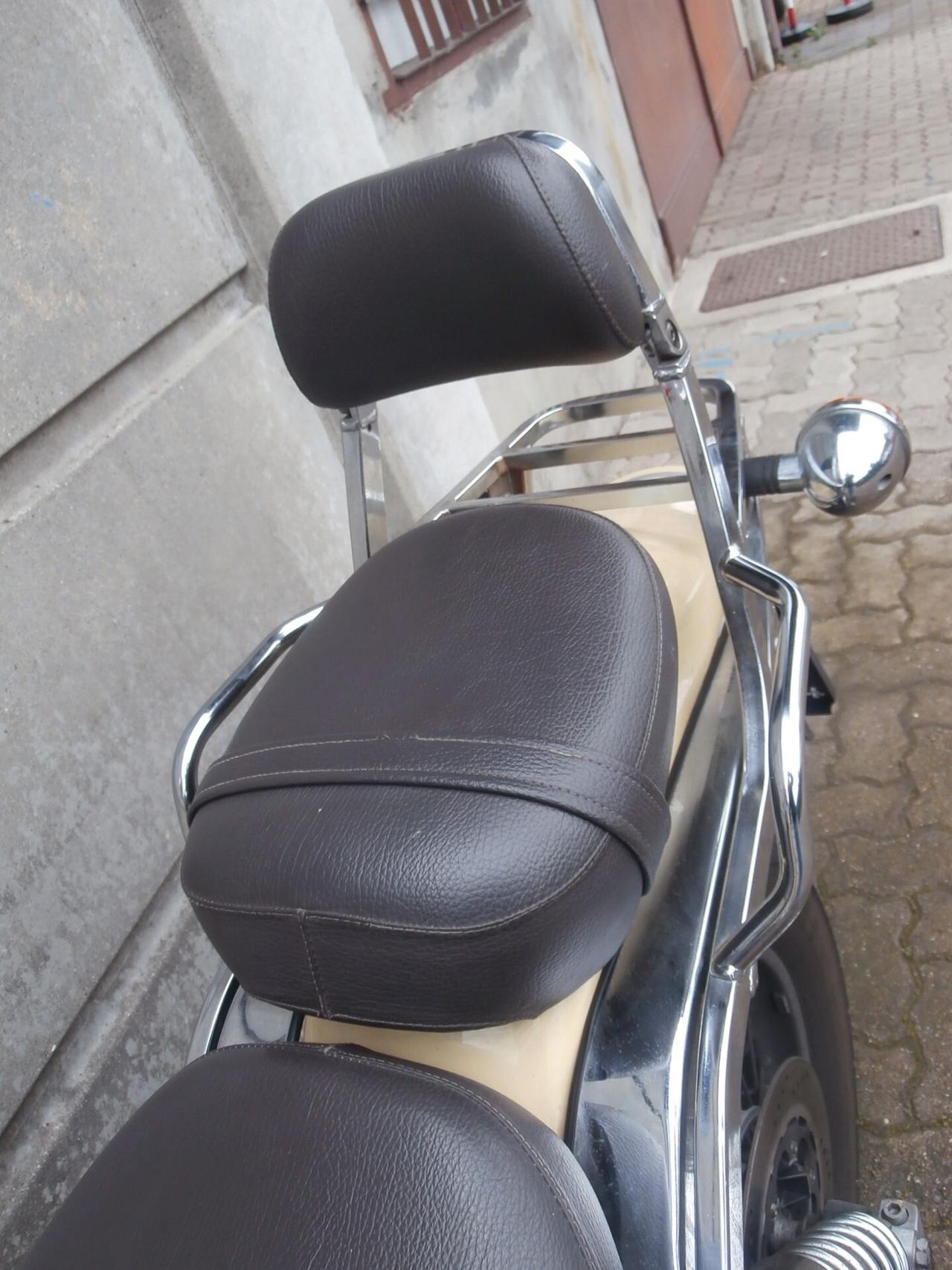 Moto Guzzi Nevada 750 (2002 - 06)