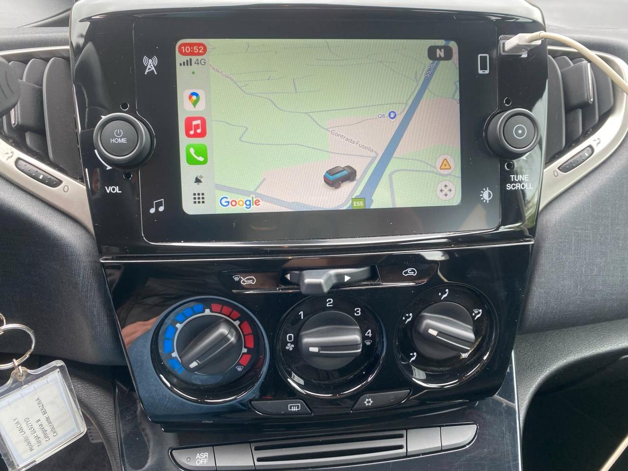 Lancia Ypsilon 1.0 FireFly 5 porte S&S Hybrid Gold