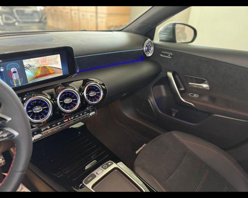 Mercedes-Benz Classe A (W177) A 200 d Automatic AMG Line Premium